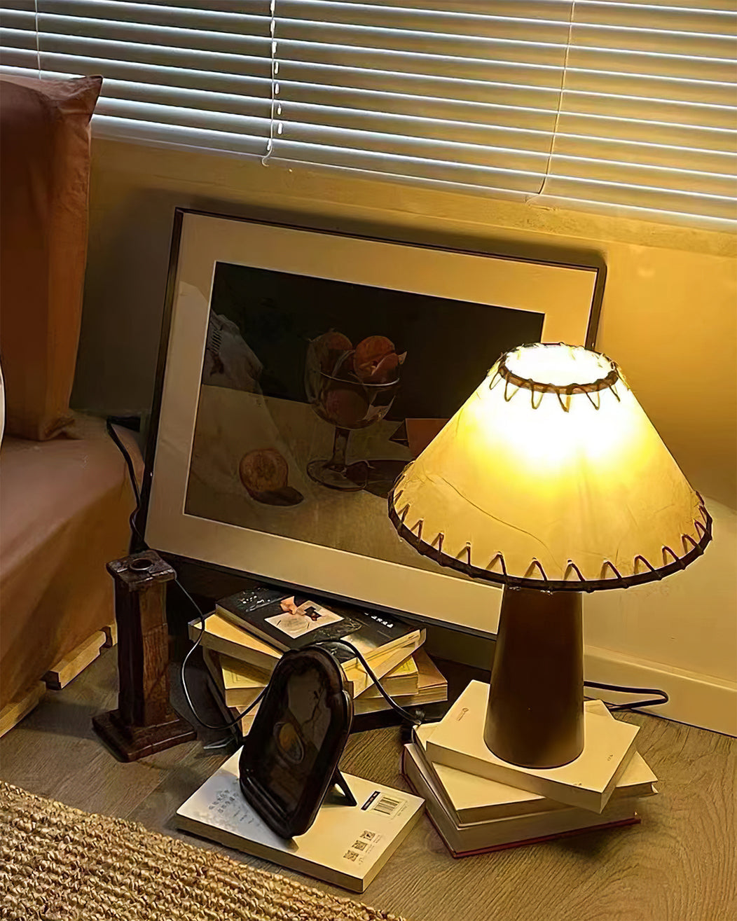 Basica Table Lamp