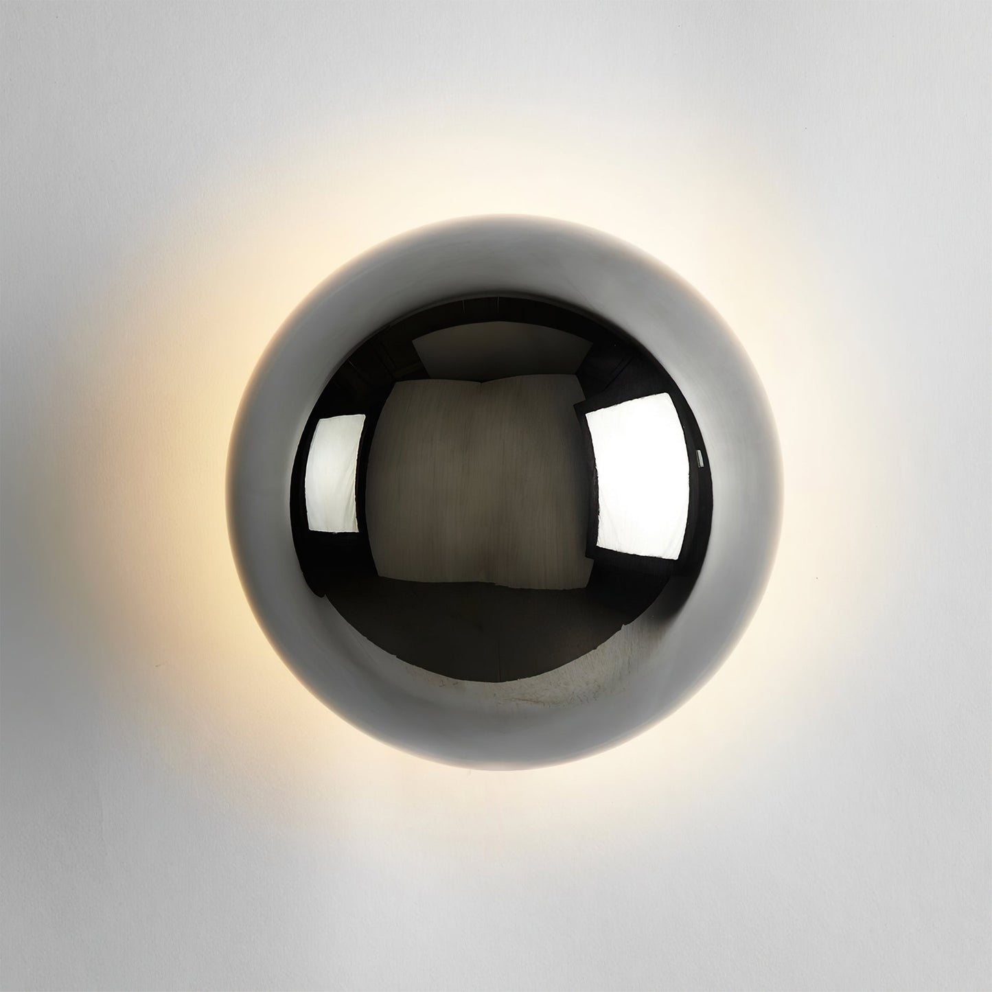 Marco Metal Wall Lamp