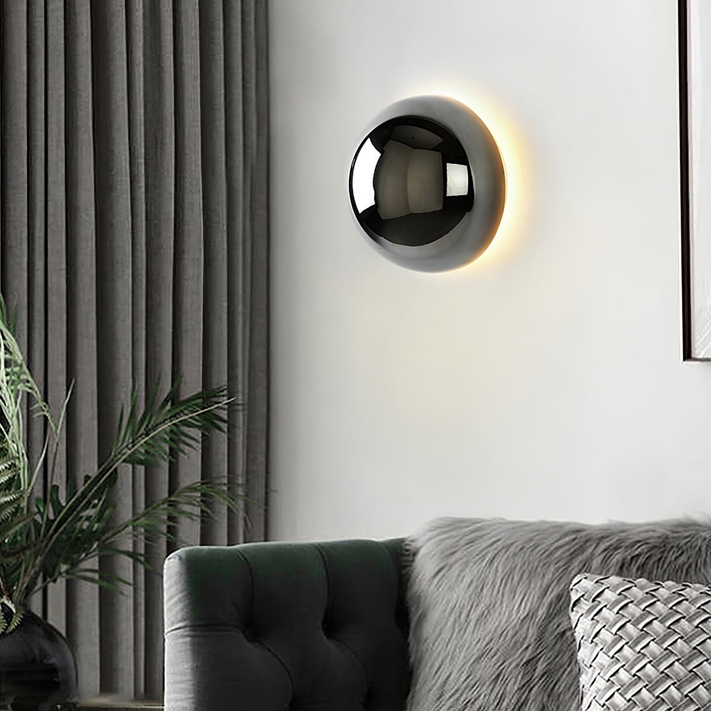 Marco Metal Wall Lamp