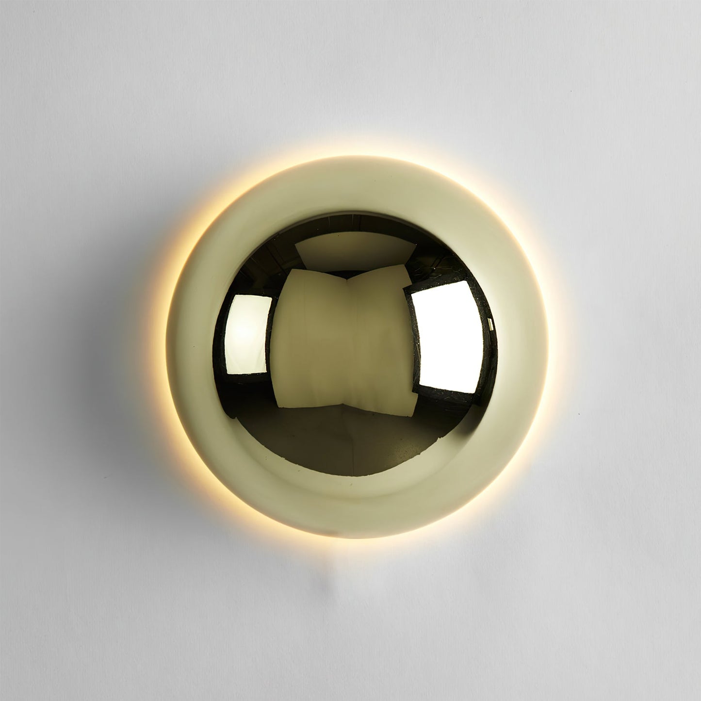 Marco Metal Wall Lamp