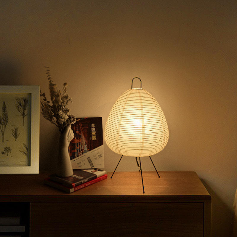 Ollie Tripod Paper Lamp